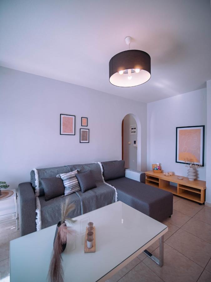Urban Flat - Central Spot Apartments Volos Eksteriør bilde